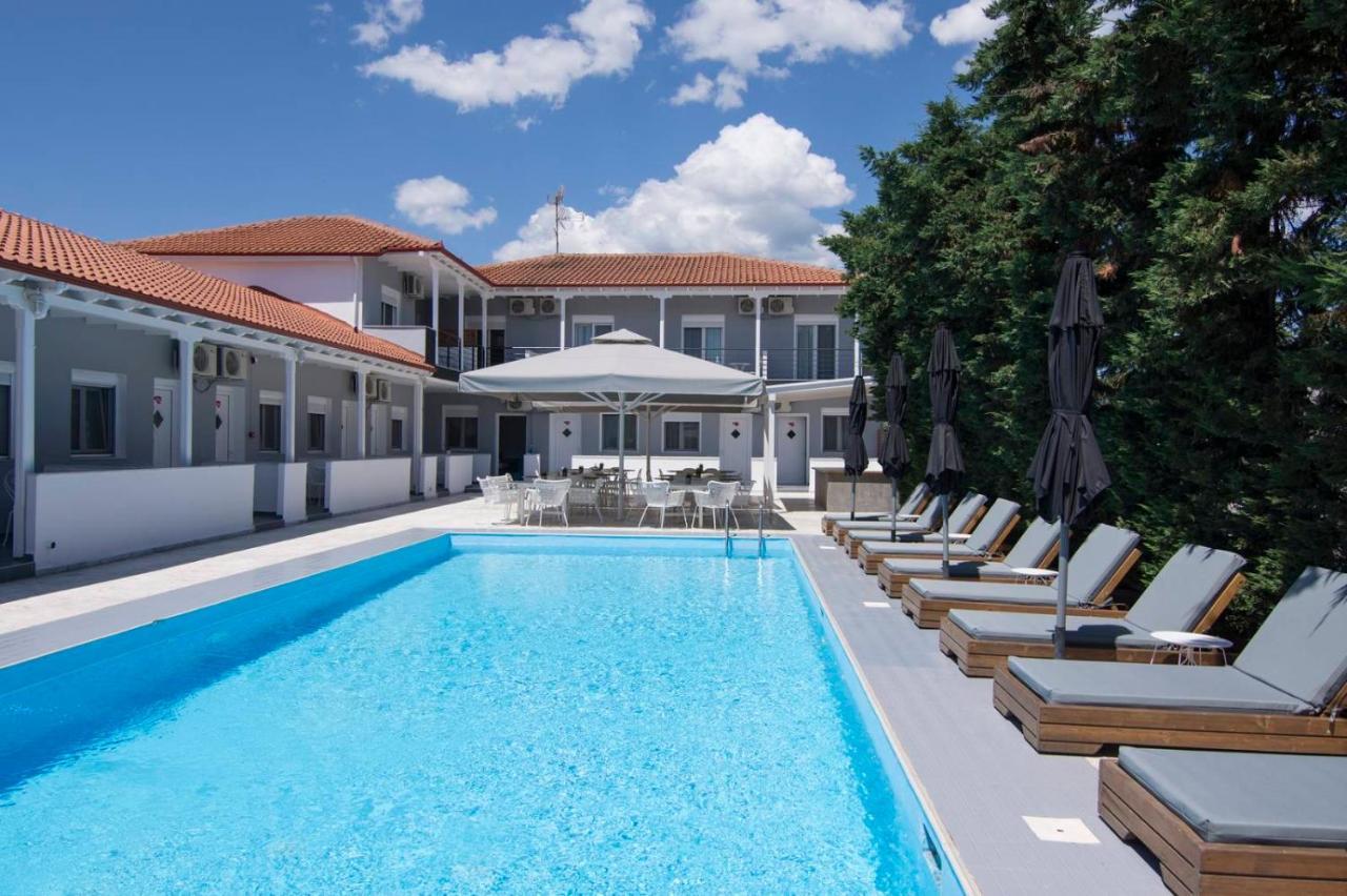 Philoxenia Suites Vrasná Exteriör bild