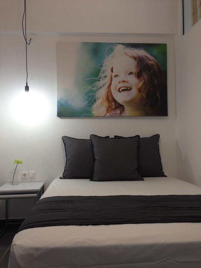 Philoxenia Suites Vrasná Exteriör bild